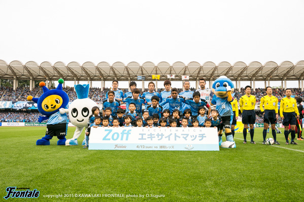 試合前の集合写真