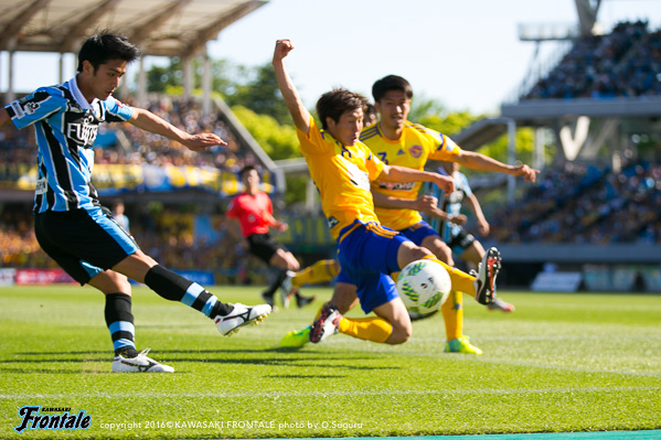 MF10 / 大島僚太選手